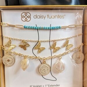 Daisy Fuentes Gold Tone Set‎ of Trio Anklets
